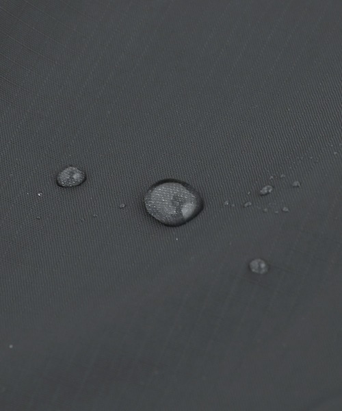 THE NORTH FACE（ザノースフェイス）の「ナイロンジャケット Men's Resolve 2 Jacket（ナイロンジャケット・メンズ・ブラック/ネイビー/ブラウン/オリーブ/ダークグレー・S/M/L/XL）」の17枚目の写真