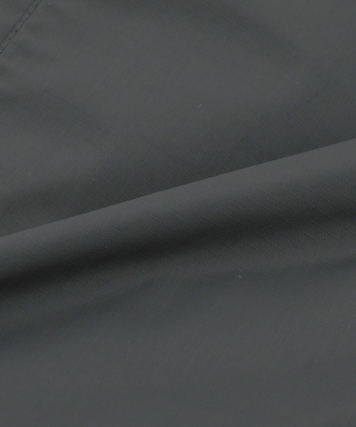 THE NORTH FACE（ザノースフェイス）の「ナイロンジャケット Men's Resolve 2 Jacket（ナイロンジャケット・メンズ・ブラック/ネイビー/ブラウン/オリーブ/ダークグレー・S/M/L/XL）」の21枚目の写真