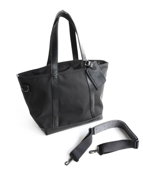 ARTS & CRAFTS(アーツアンドクラフト)の「アーツアンドクラフツ / BLACK NYLON ブラックナイロン / 2WAY TOTE / 2ウェイトート(トートバッグ・レディース・ブラック・FREE)」の4枚目の写真