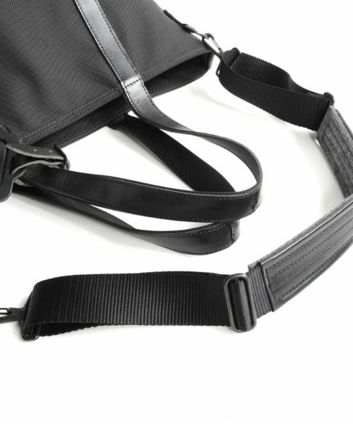 ARTS & CRAFTS(アーツアンドクラフト)の「アーツアンドクラフツ / BLACK NYLON ブラックナイロン / 2WAY TOTE / 2ウェイトート(トートバッグ・レディース・ブラック・FREE)」の6枚目の写真