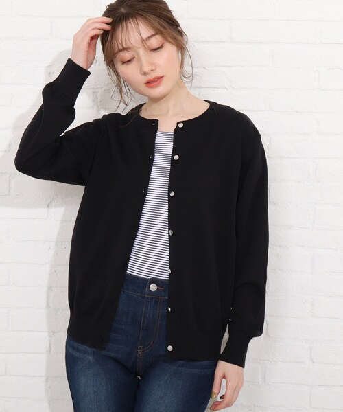 SHOO・LA・RUE(シューラルー)の「◆クリアコットンクルーカーディガン(カーディガン/ボレロ・レディース・オフホワイト/グリーン/ホワイト系5/レッド系1/ブラック/ブルー・04/03/02)」の3枚目の写真