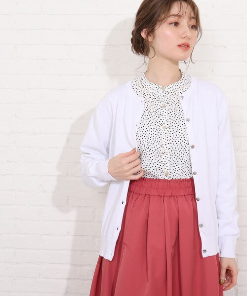 SHOO・LA・RUE(シューラルー)の「◆クリアコットンクルーカーディガン(カーディガン/ボレロ・レディース・オフホワイト/グリーン/ホワイト系5/レッド系1/ブラック/ブルー・04/03/02)」の7枚目の写真