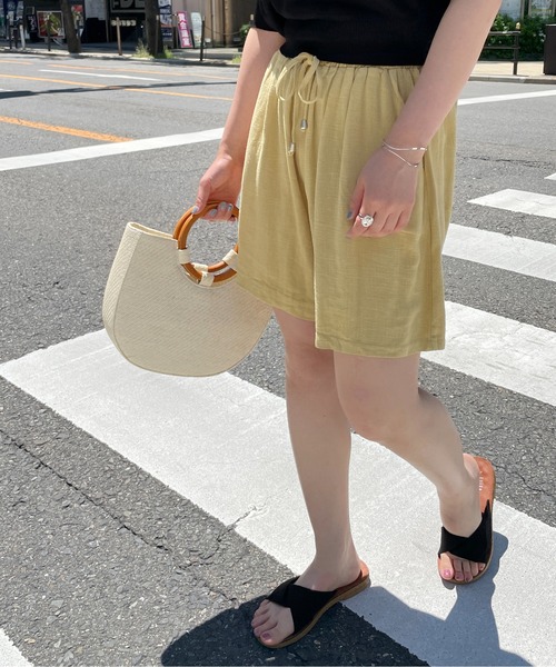 Meli rich(メリーリッチ)の「コットンリネンウエストギャザーハーフパンツ(その他パンツ・レディース・ホワイト/ブラック/ナチュラル/イエロー・FREE)」の1枚目の写真