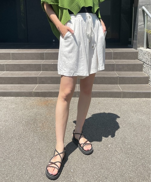 Meli rich(メリーリッチ)の「コットンリネンウエストギャザーハーフパンツ(その他パンツ・レディース・ホワイト/ブラック/ナチュラル/イエロー・FREE)」の20枚目の写真