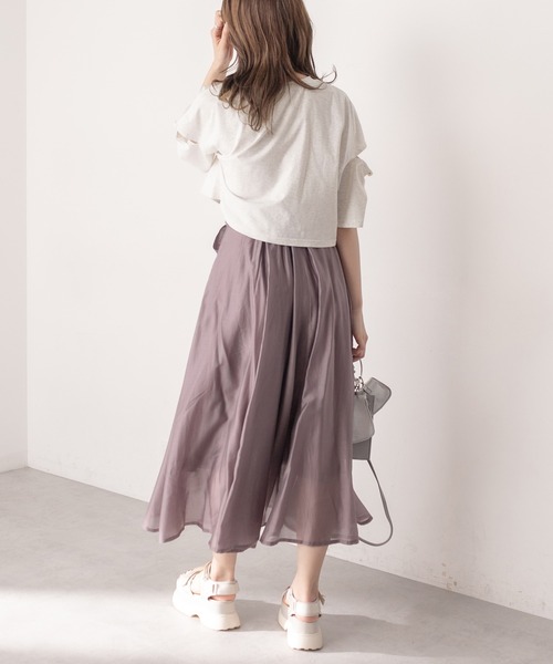 OLIVE des OLIVE（オリーブデオリーブ）の「クロップド丈肩開きＴシャツ（Tシャツ/カットソー・レディース・ライトグレー/オフホワイト/サックスブルー/スミクロ・FREE）」の19枚目の写真