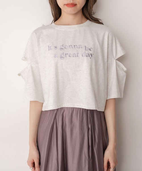 OLIVE des OLIVE（オリーブデオリーブ）の「クロップド丈肩開きＴシャツ（Tシャツ/カットソー・レディース・ライトグレー/オフホワイト/サックスブルー/スミクロ・FREE）」の22枚目の写真