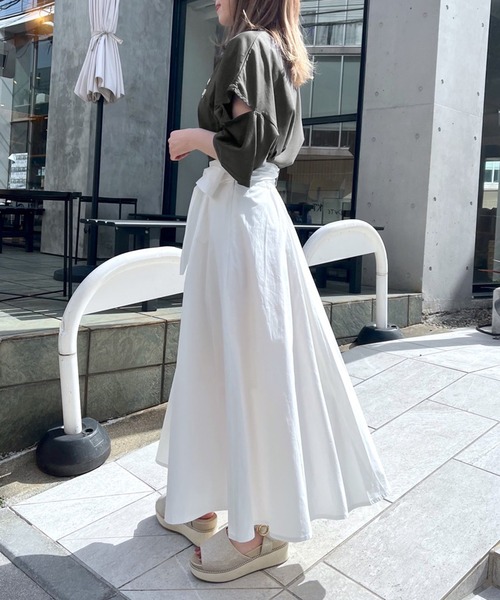 OLIVE des OLIVE（オリーブデオリーブ）の「クロップド丈肩開きＴシャツ（Tシャツ/カットソー・レディース・ライトグレー/オフホワイト/サックスブルー/スミクロ・FREE）」の18枚目の写真