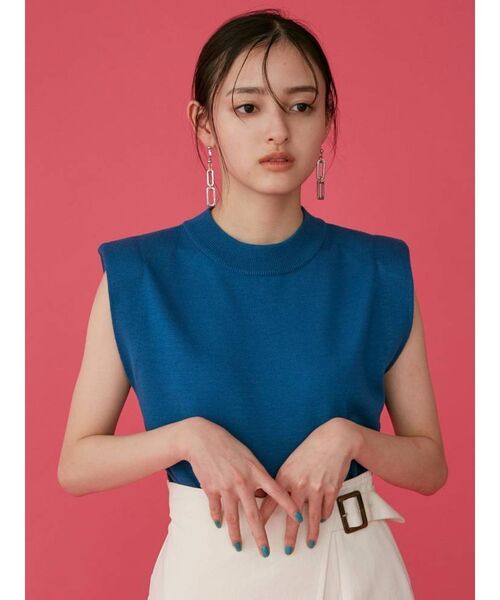 MURUA(ムルーア)の「オーバーショルダーニットタンク(タンクトップ・レディース・ライトグレー/ブラック/ブルー/ベージュ・FREE)」の14枚目の写真