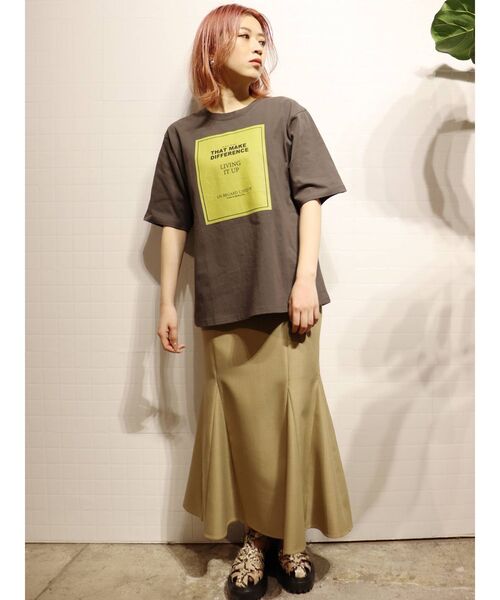 MURUA（ムルーア）の「リネンタッチハイウエストナローマーメイドスカート（スカート・レディース・ブラック/ベージュ/オリーブ/アイボリー・1/2/0）」の16枚目の写真