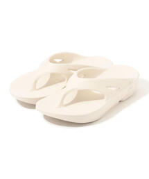 TOMORROWLAND  | OOFOS OOriginal リカバリートングサンダル(サンダル)