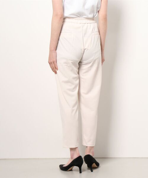 aimoha（アイモハ）の「後ろウェストゴムスラックス（スラックス・レディース・ブラック/ベージュ・SMALL/MEDIUM/LARGE/X-LARGE/XX-LARGE）」の4枚目の写真