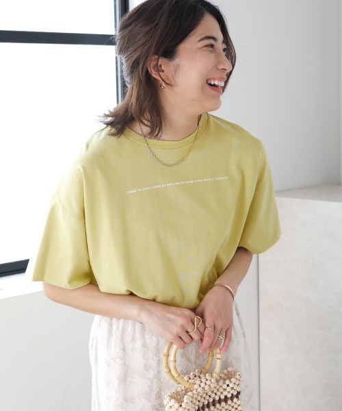 Bou Jeloud（ブージュルード）の「コットン天竺バックフォトプリントトップス（Tシャツ/カットソー・レディース・ブラック/ブラウン/オフホワイト/イエロー・FREE）」の4枚目の写真