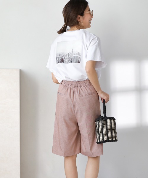 Bou Jeloud（ブージュルード）の「コットン天竺バックフォトプリントトップス（Tシャツ/カットソー・レディース・ブラック/ブラウン/オフホワイト/イエロー・FREE）」の8枚目の写真