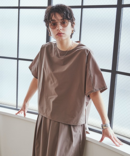 ANGIE(アンジー)の「【接触冷感】BIGシルエットプルオーバー(Tシャツ/カットソー・レディース・ブラック/ブラウン/グリーン・FREE)」の21枚目の写真