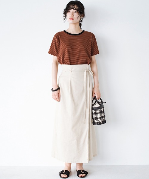 haco!（ハコ）の「シンプルTシャツに飽きた！コーデにアクセントが欲しい！そんなときにさっと着てかわいい　柄とシルエットで体操服見えを回避したリンガーTシャツby who made me（Tシャツ/カットソー・レディース・ホワイト×ブラック/ブラウン系その他・SMALL/MEDIUM/LARGE/X-LARGE）」の11枚目の写真