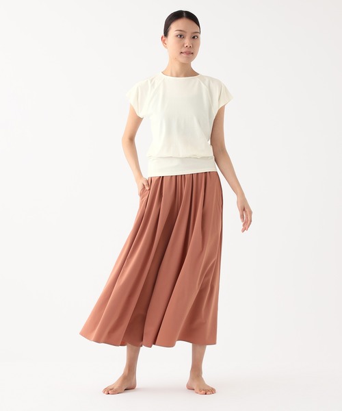 Chacott（チャコット）の「エアリータフタロングフレアパンツ