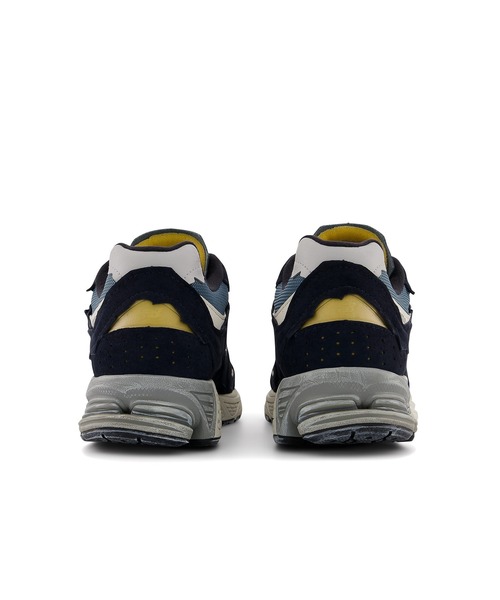 NEW BALANCE（ニューバランス）の「M2002RD（スニーカー・メンズ・ネイビー・25.5cm/28.5cm/23.5cm/24.0cm/22.5cm/23.0cm/26.0cm/25.0cm/24.5cm/29.0cm/30.0cm/27.5cm/27.0cm/28.0cm/26.5cm）」の4枚目の写真