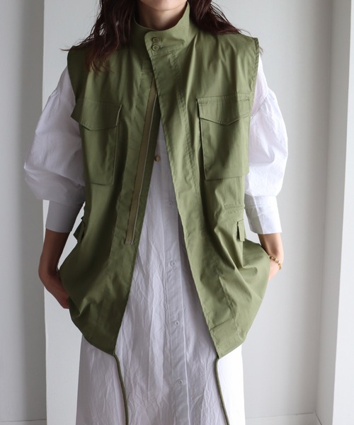 COURO（コウロ）の「M-65ミリタリーベスト（ベスト・レディース・ホワイト/ブラック/カーキ・FREE）」の7枚目の写真