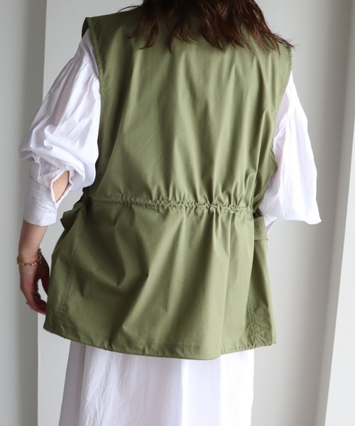 COURO（コウロ）の「M-65ミリタリーベスト（ベスト・レディース・ホワイト/ブラック/カーキ・FREE）」の5枚目の写真