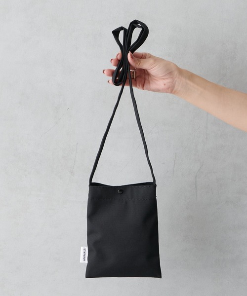 ear PAPILLONNER（イアパピヨネ）の「ネコ刺繍ポシェット（ショルダーバッグ・レディース・ブラック・FREE）」の3枚目の写真