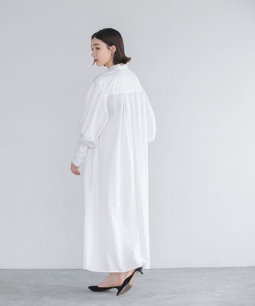 e/rm（イーアールエム）の「【e/rm】ロングカフスハイネックワンピース　157774（ワンピース・レディース・アイボリー/グリーン系その他4/ネイビー/ライトブルー・FREE）」の17枚目の写真