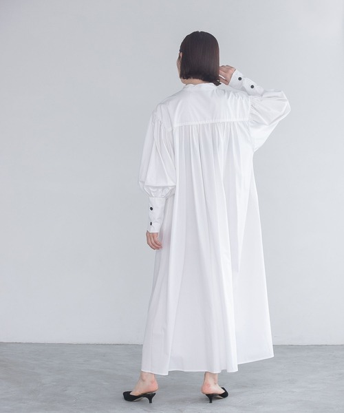 e/rm（イーアールエム）の「【e/rm】ロングカフスハイネックワンピース　157774（ワンピース・レディース・アイボリー/グリーン系その他4/ネイビー/ライトブルー・FREE）」の18枚目の写真