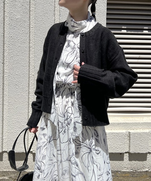 Jewelobe(ジュエローブ)の「度詰め天竺裏編みタッチショートカーディガン(カーディガン/ボレロ・レディース・ブラック/ピンク/イエロー/ブルー/アイボリー・FREE)」の1枚目の写真