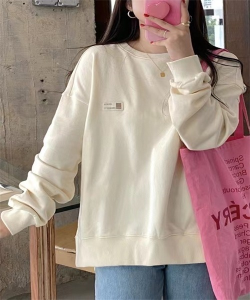 FREE STYLISTS(フリー スタイリスト)の「サイドスリットプルオーバー(Tシャツ/カットソー・レディース・パープル/ピンク/ボルドー/ライトベージュ/ブルー・FREE)」の8枚目の写真