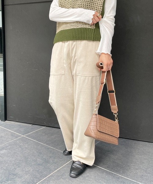 StyleSea(スタイルシー)の「コーデュロイストレートストレッチパンツ(その他パンツ・レディース・ブラック/オレンジ/ブルー/アイボリー・FREE)」の2枚目の写真