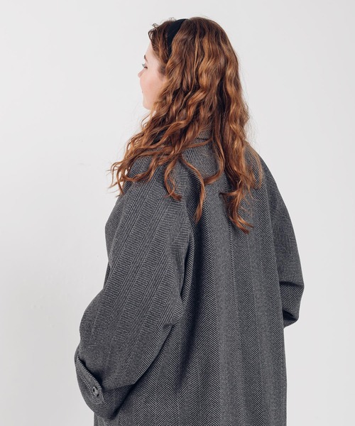 MUHET（ミュエータ）の「ヘリンボンステンカラーコート（ステンカラーコート・レディース・ブラウン/チャコールグレー・MEDIUM/X-LARGE）」の10枚目の写真