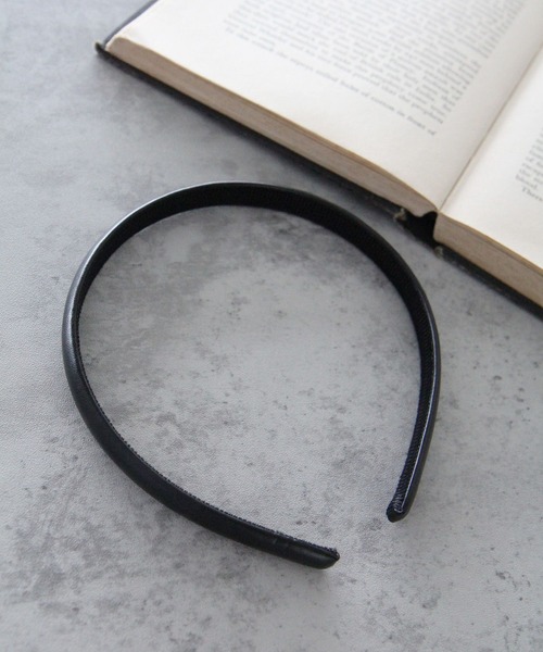 LEPSIM（レプシィム）の「フェイクレザーカチューシャ　170781（カチューシャ・レディース・ブラック/ブラウン/グリーン・ONE SIZE）」の2枚目の写真