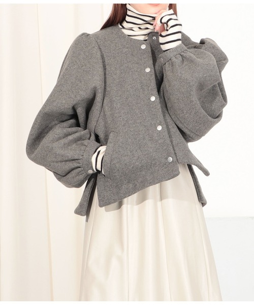 Settimissimo（セッティミッシモ）の「カットメルトンボリュームスリーブジャケット（ブルゾン・レディース・ブラック/グレイッシュベージュ・FREE）」の2枚目の写真