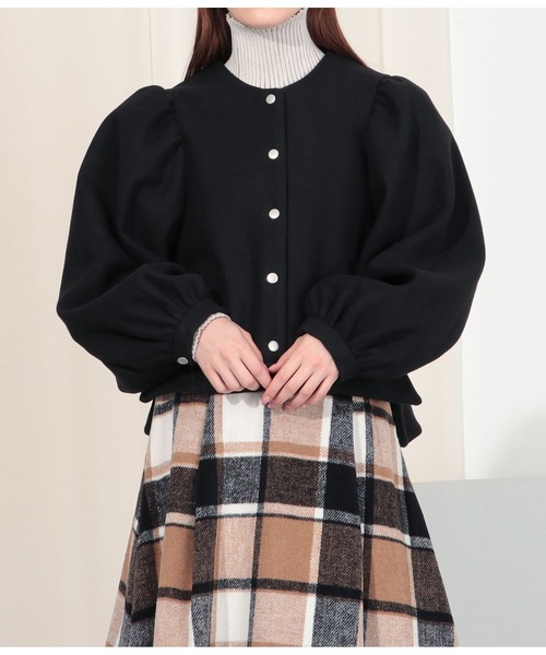 Settimissimo（セッティミッシモ）の「カットメルトンボリュームスリーブジャケット（ブルゾン・レディース・ブラック/グレイッシュベージュ・FREE）」の17枚目の写真