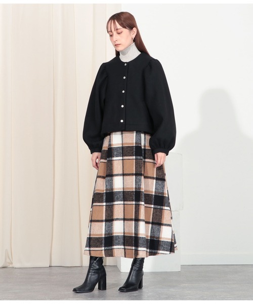 Settimissimo（セッティミッシモ）の「カットメルトンボリュームスリーブジャケット（ブルゾン・レディース・ブラック/グレイッシュベージュ・FREE）」の4枚目の写真