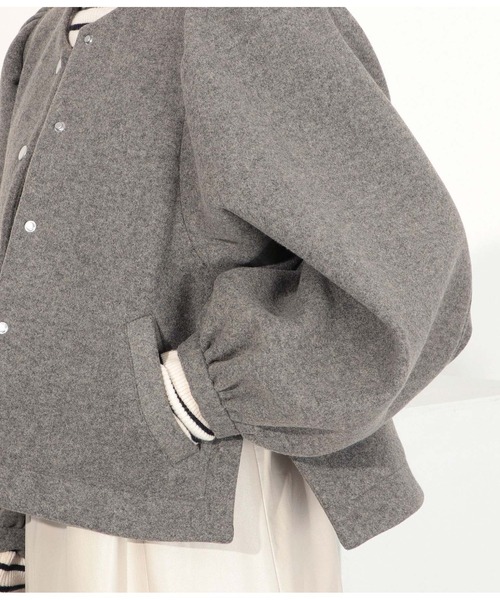 Settimissimo（セッティミッシモ）の「カットメルトンボリュームスリーブジャケット（ブルゾン・レディース・ブラック/グレイッシュベージュ・FREE）」の9枚目の写真