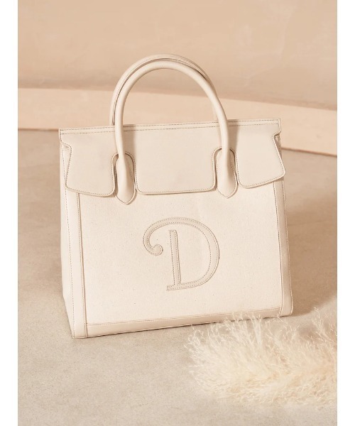 Darich（ダーリッチ）の「Dモチーフトートバッグ（トートバッグ・レディース・キャメル/ピンクベージュ/アイボリー/ブラック・FREE）」の2枚目の写真