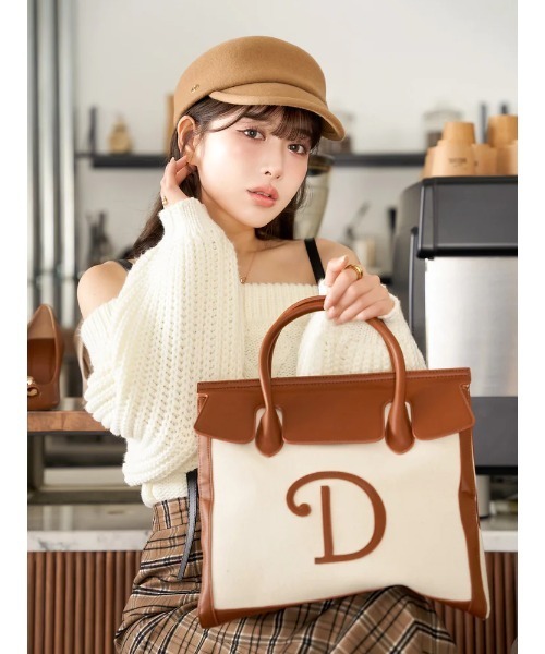 Darich（ダーリッチ）の「Dモチーフトートバッグ（トートバッグ・レディース・キャメル/ピンクベージュ/アイボリー/ブラック・FREE）」の6枚目の写真