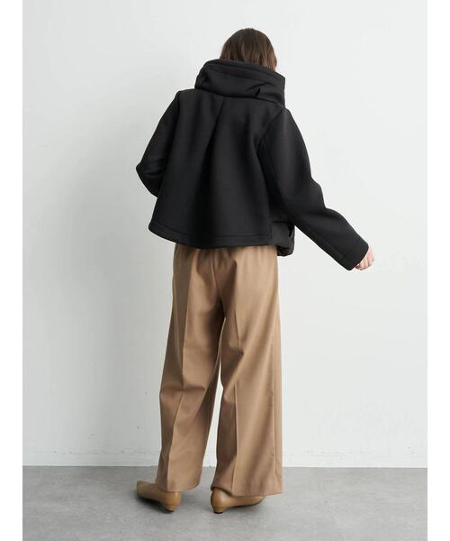 YECCA VECCA（イェッカヴェッカ）の「中綿×カットボンディングZIP