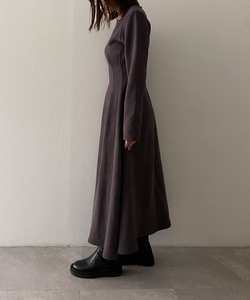 ADIRA（アディラ）の「ウエストタックウラキモウワンピ（ワンピース・レディース・チャコールグレー/オレンジ・MEDIUM）」の4枚目の写真