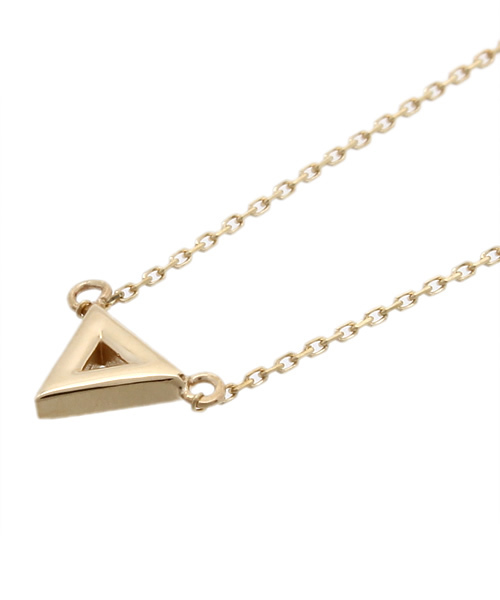 Phoebe（フィービィー）の「<ラストワン>【K10】トライアングルネックレス　三角/三角形/幾何学（ネックレス・レディース・ゴールド・FREE）」の2枚目の写真