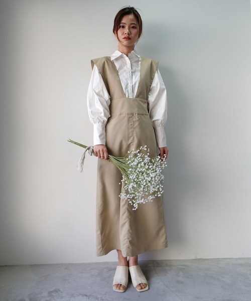 CORNERS(コーナーズ)の「Vネックロングジャンスカ(ジャンパースカート・レディース・ライトグレー/ブラック/グレイッシュベージュ・M)」の6枚目の写真