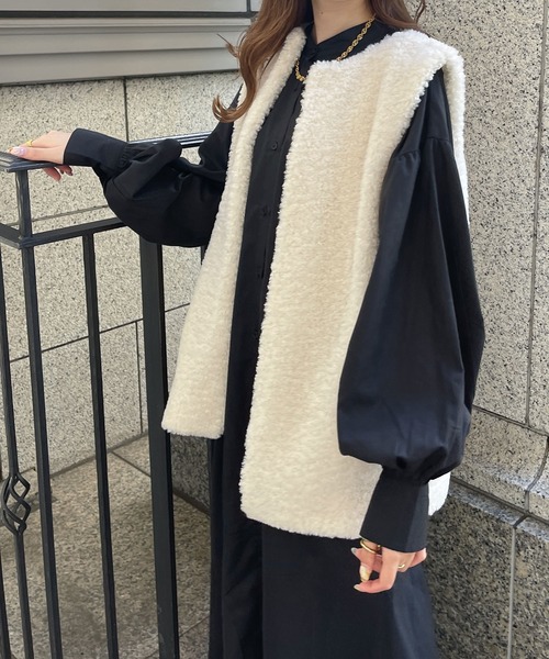 Ambre Ciel(アンブルシエル)の「シープ風フェイクファーベスト/【WEB/EC限定商品】(ベスト・レディース・ベージュ/モカ/ダークブラウン/アイボリー・FREE)」の18枚目の写真