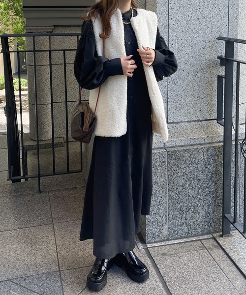 Ambre Ciel（アンブルシエル）の「シープ風フェイクファーベスト