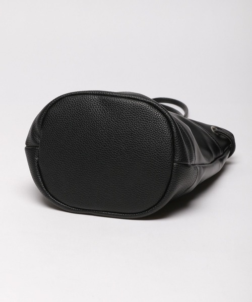 LAKOLE（ラコレ）の「2WAY巾着ショルダーバッグ / 177591（ショルダーバッグ・メンズ・ブラック/チャコールグレー/オフホワイト・FREE）」の15枚目の写真