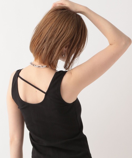 A part by(アパートバイ)の「バックアシメリブタンク(タンクトップ・レディース・オフホワイト/ブラック/ライトグリーン・FREE)」の5枚目の写真