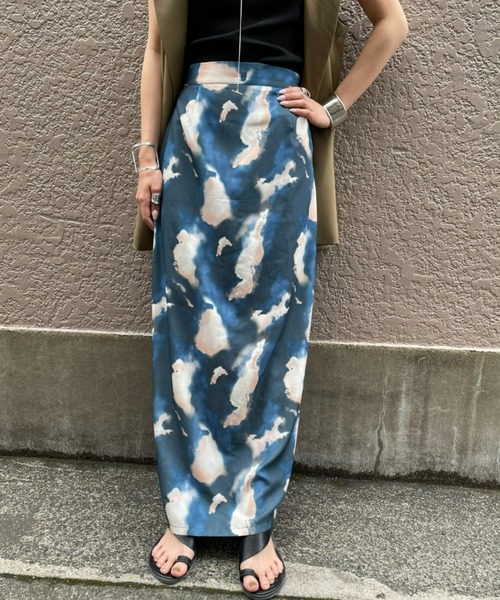 AIC.（エーアイシー）の「ニュアンスアートプリントロングスカート（スカート・レディース・ブルー/イエロー/ライトブラック・FREE）」の20枚目の写真