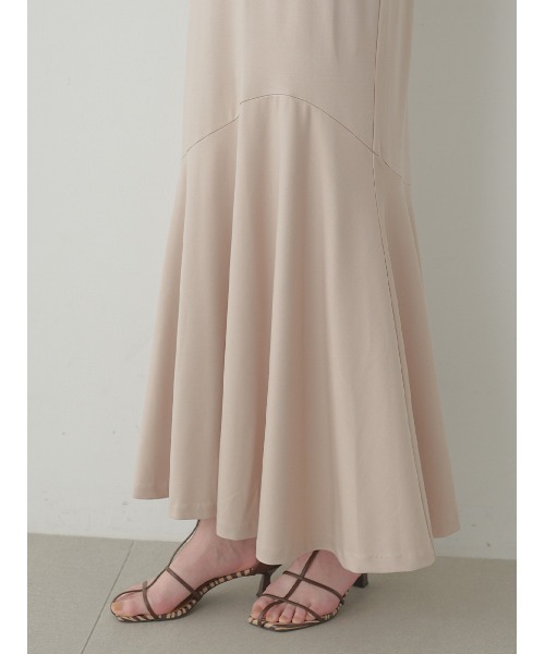 Stylevoice for xxx(スタイルヴォイスフォー)の「パフスリーブマーメイドカットワンピース(ワンピース・レディース・ブラック/ライトベージュ/ミント・FREE)」の19枚目の写真