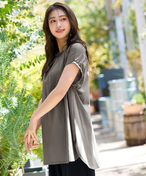 Tiaclasse(ティアクラッセ)の「【洗える】ボリュームフレンチカットソーチュニック(Tシャツ/カットソー・レディース・ブラック/グレイッシュベージュ/ターコイズブルー/コーラルピンク・M/L)」の18枚目の写真