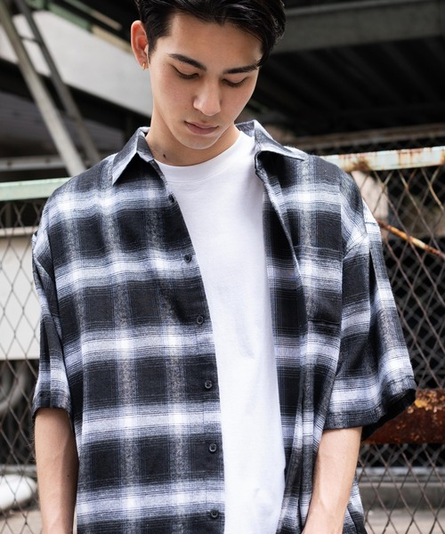 Ressaca（レサーカ）の「オーバーサイズ オンブレチェック半袖シャツ レギュラーカラー（シャツ/ブラウス・レディース・ブラック/ブルー/パープル/イエロー・M/L）」の5枚目の写真