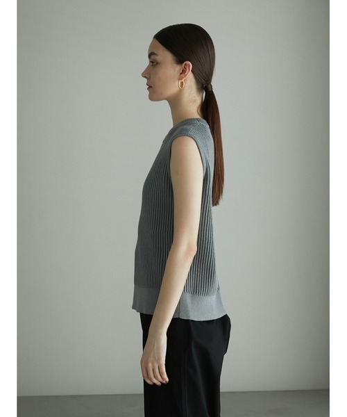 LA PEAU DE GEM（ラポドゥジェム）の「【LA PEAU DE GEM】ストライプ編みリブタンク（タンクトップ・レディース・ブラック/グレー/ベージュ・FREE）」の20枚目の写真